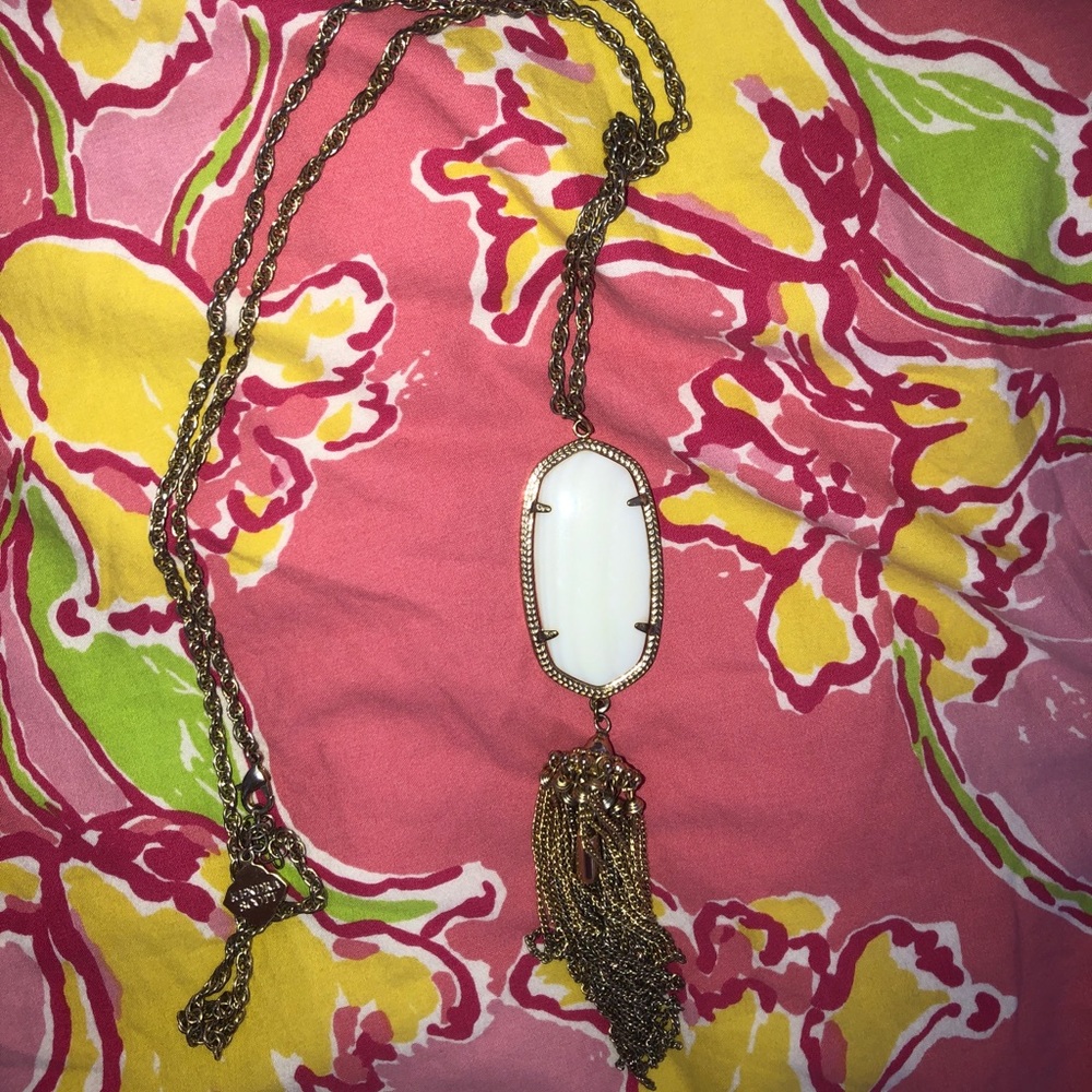 Kendra scott White pearl necklace tassel SOLD - Picture 3 of 5